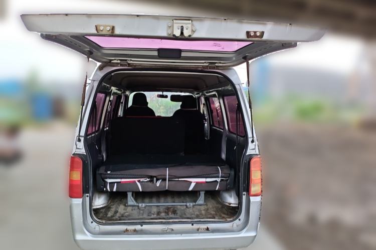 Used Wuling Zhiguang 2015 1.2L Practical LS-I Model Trunk