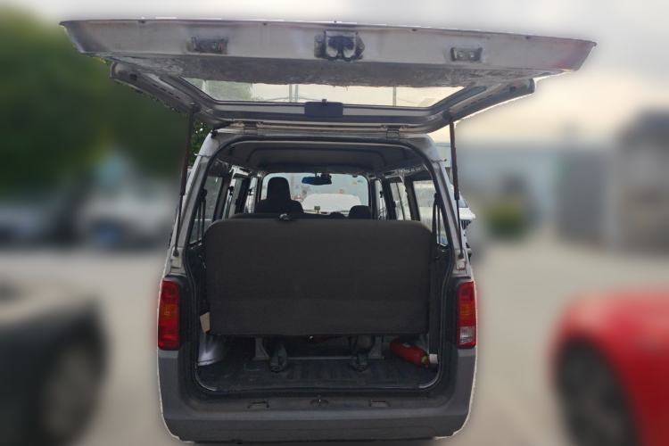 Used Wuling Zhiguang 2015 1.2L Practical LS-I Model Trunk