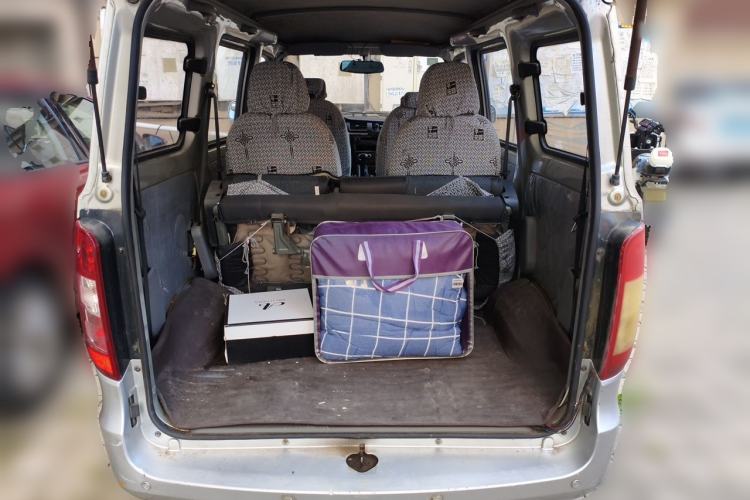Used Wuling Zhiguang 2015 1.2L S Practical Model LSI Trunk