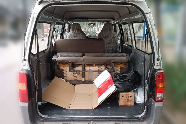 Used Wuling Zhiguang 2015 1.2L Practical LS-I Model Trunk