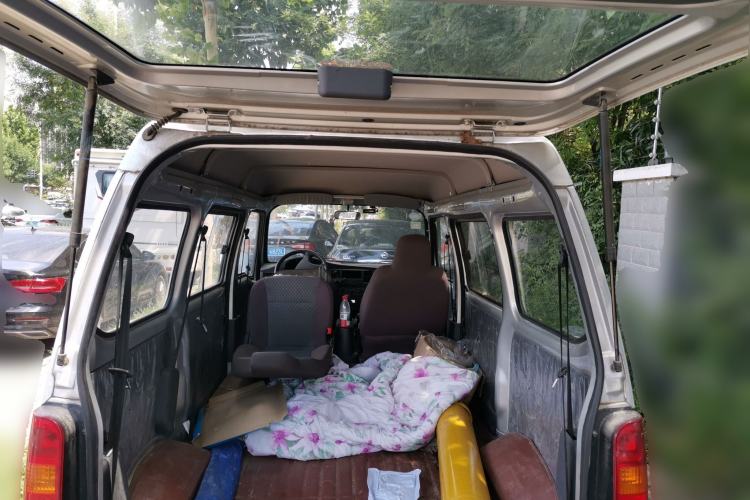 Used Wuling Zhiguang 2015 1.2L Practical LS-I Model Trunk