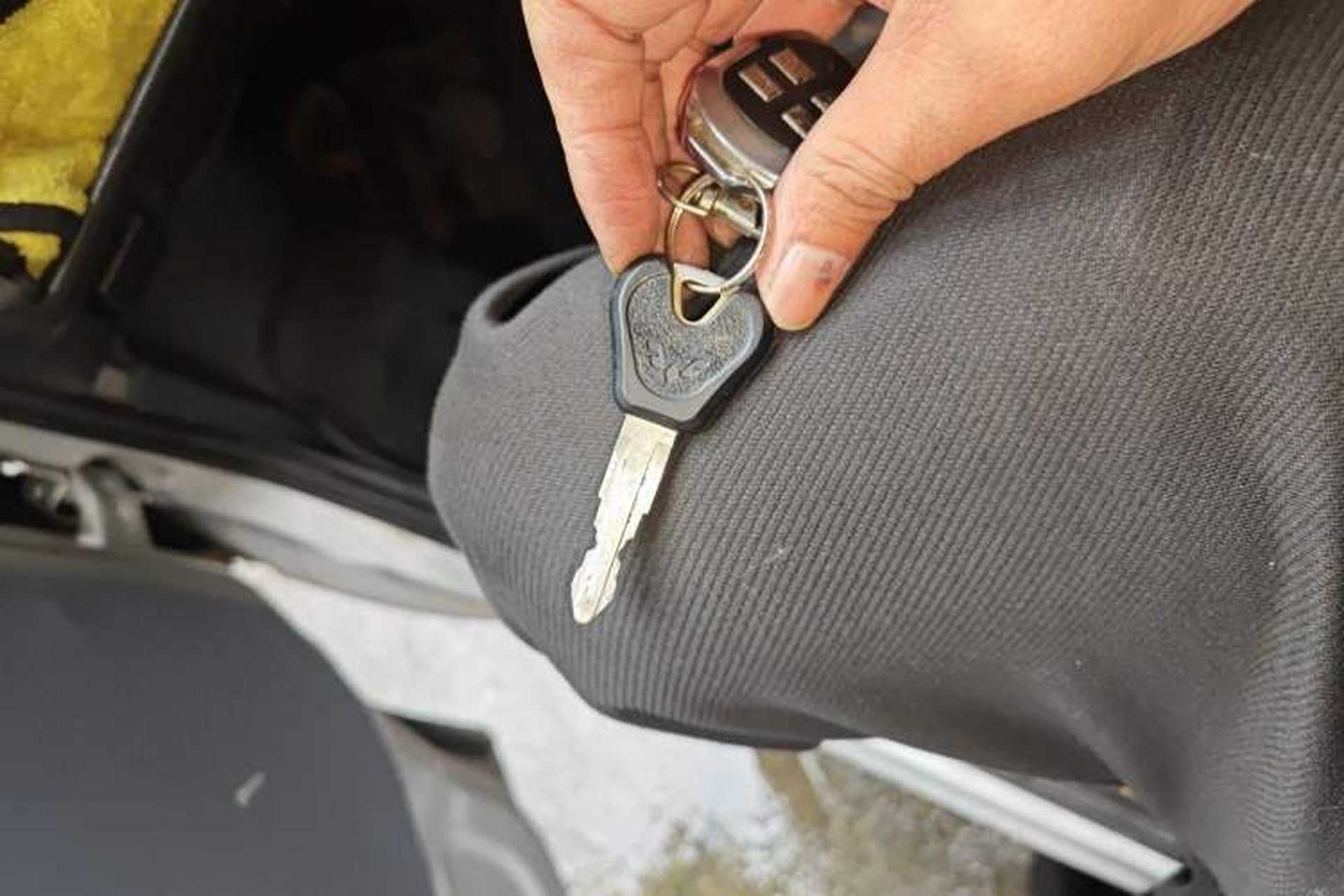 Used Wuling Zhiguang 2015 1.2L Practical LS-I Model Vehicle Key