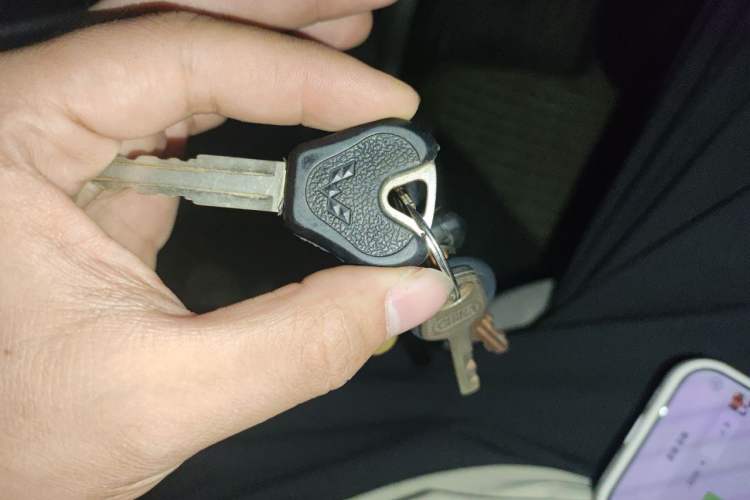 Used Wuling Zhiguang 2015 1.2L Practical LS-I Model Vehicle Key
