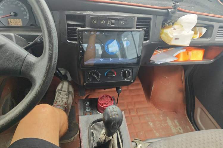 Used Wuling Zhiguang 2015 1.2L Practical LS-I Model Audio And AC Panel