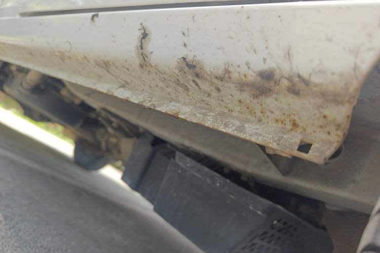 Used Wuling Zhiguang 2015 1.2L Practical LS-I Model Chassis Front Right