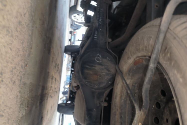Used Wuling Zhiguang 2015 1.2L Practical LS-I Model Chassis Rear