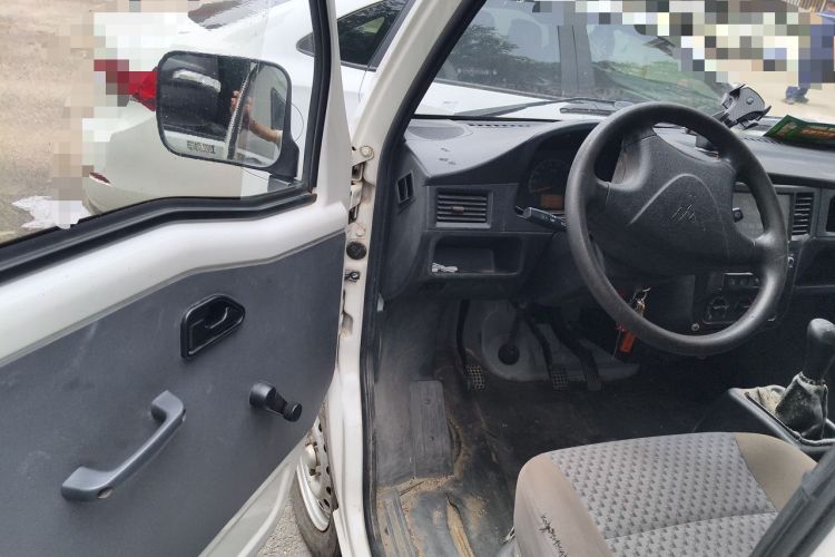 Used Wuling Zhiguang 2015 1.2L Practical LS-I Model Driver Seat