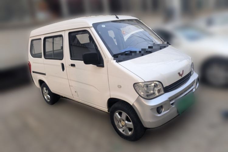 Used Wuling Zhiguang 2015 1.2L Practical LS-I Model Front Right 45 Deg