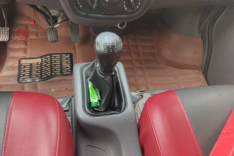 Used Wuling Zhiguang 2015 1.2L S Standard Model LSI Gear Lever