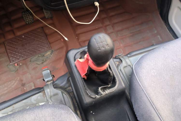 Used Wuling Zhiguang 2015 1.2L Practical LS-I Model Gear Lever