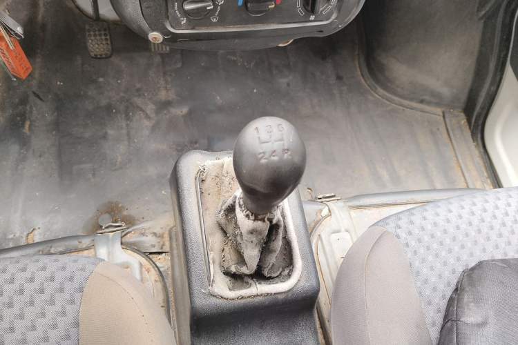 Used Wuling Zhiguang 2015 1.2L Practical LS-I Model Gear Lever