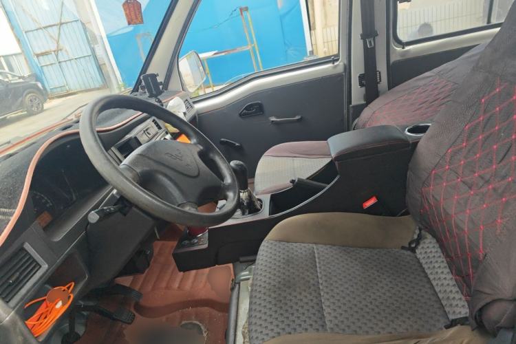 Used Wuling Zhiguang 2015 1.2L Practical LS-I Model Left Front Seat