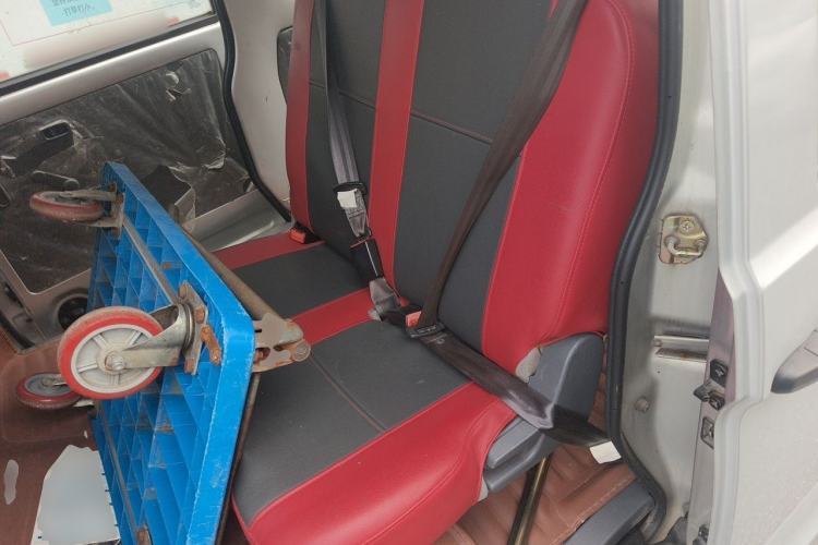 Used Wuling Zhiguang 2015 1.2L S Standard Model LSI Left Rear Seat