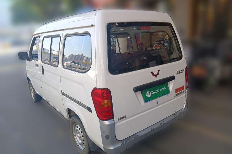 Used Wuling Zhiguang 2015 1.2L Practical LS-I Model Rear Left 45 Deg
