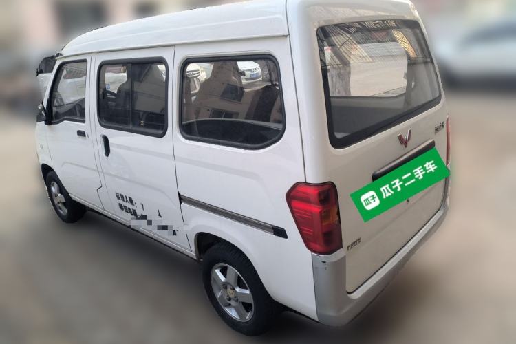 Used Wuling Zhiguang 2015 1.2L Practical LS-I Model Rear Left 45 Deg
