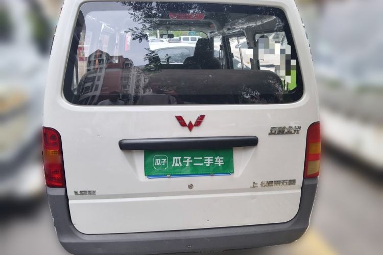 Used Wuling Zhiguang 2015 1.2L Practical LS-I Model Rear