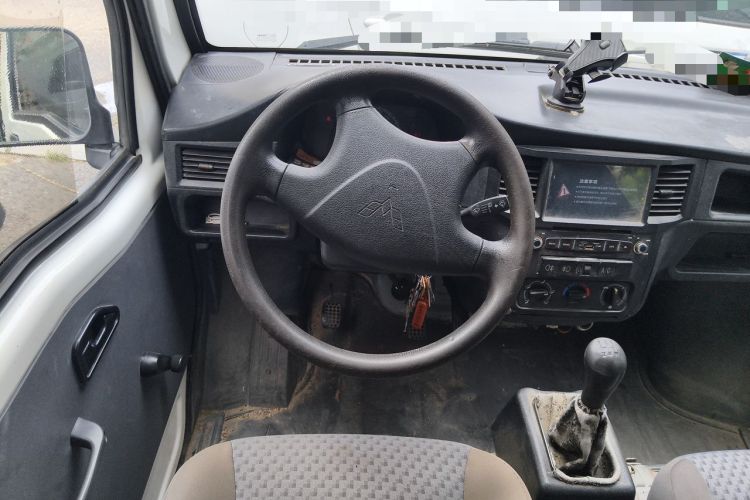 Used Wuling Zhiguang 2015 1.2L Practical LS-I Model Steering Wheel