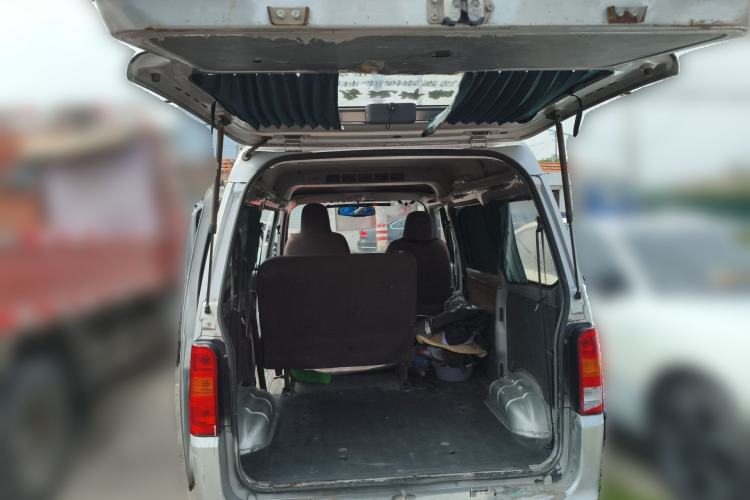 Used Wuling Zhiguang 2015 1.2L Practical LS-I Model Trunk