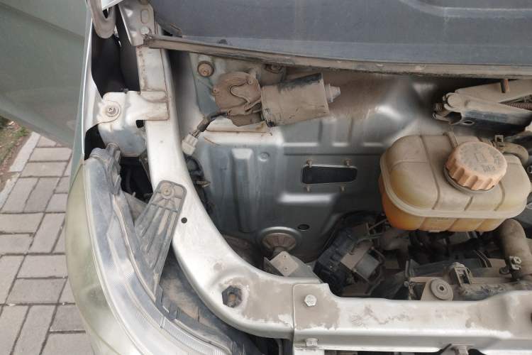Used Wuling Zhiguang  Engine Bay Right
