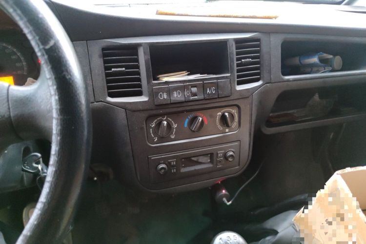 Used Wuling Zhiguang 2019 1.2L Van Utility Model 2 Seats Audio And AC Panel