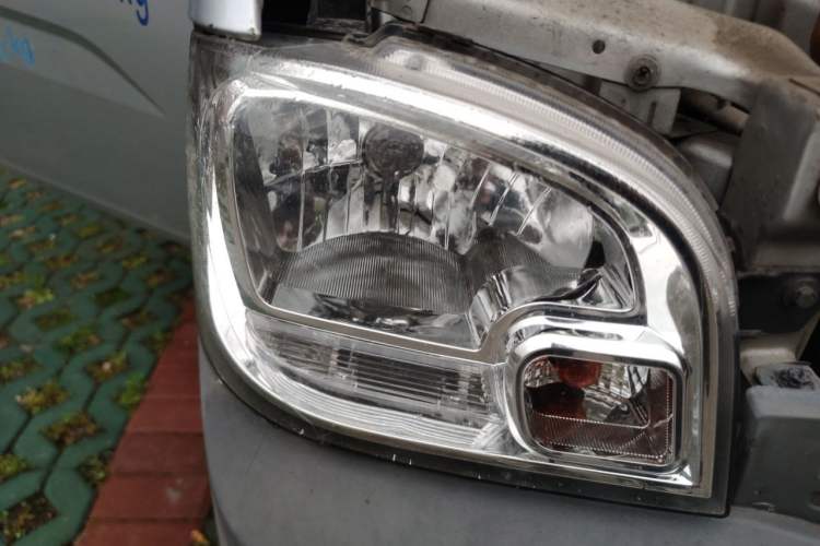 Used Wuling Zhiguang 2019 1.2L Van Utility Model 2 Seats Right Front Headlight