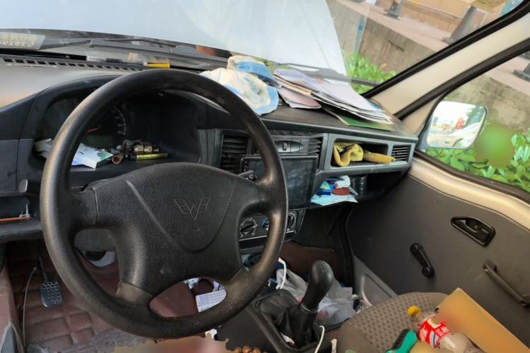 Used Wuling Zhiguang 2019 1.2L Van Utility Model 2 Seats Center Console