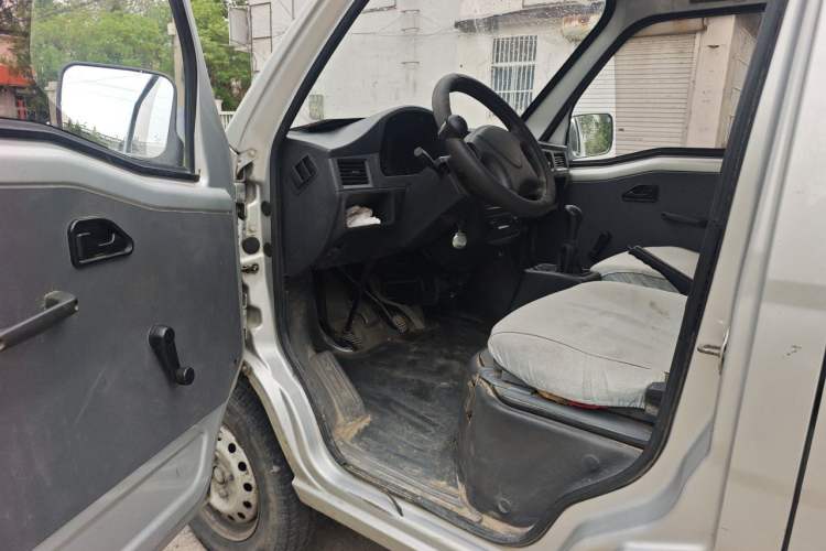 Used Wuling Zhiguang 2019 1.2L Van Utility Model 2 Seats Driver Seat