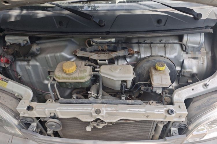 Used Wuling Zhiguang 2019 1.2L Van Utility Model 5-Seater Engine Bay
