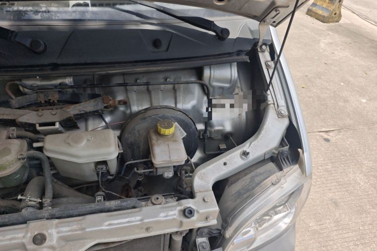 Used Wuling Zhiguang 2019 1.2L Van Utility Model 5-Seater Engine Bay Left