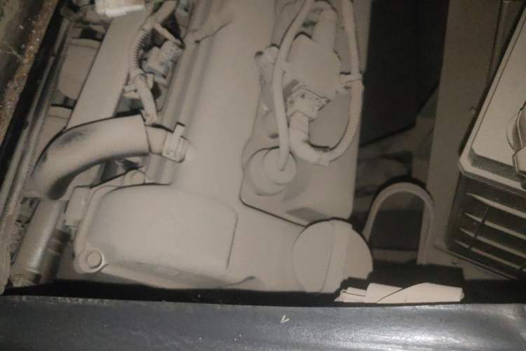 Used Wuling Zhiguang 2019 1.2L Van Utility Model 2 Seats Engine Bay Left