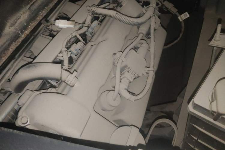 Used Wuling Zhiguang 2019 1.2L Van Utility Model 2 Seats Engine Bay Right