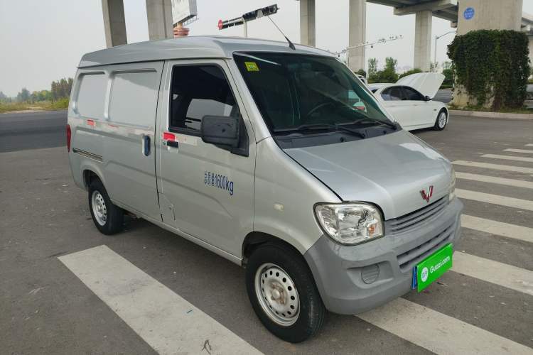 Used Wuling Zhiguang 2019 1.2L Van Utility Model 2 Seats Exterior 2