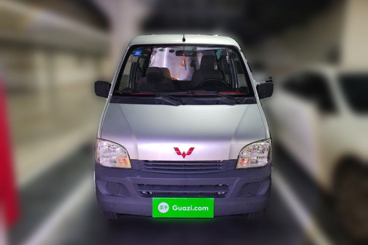 Used Wuling Zhiguang 2019 1.2L Van Utility Model 5-Seater Front