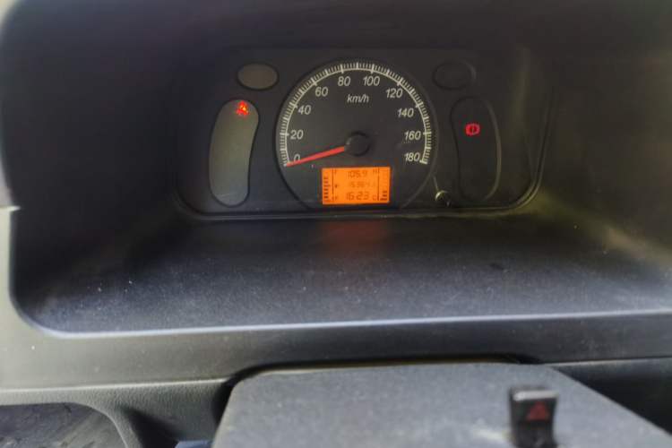 Used Wuling Zhiguang  Odometer Close Up