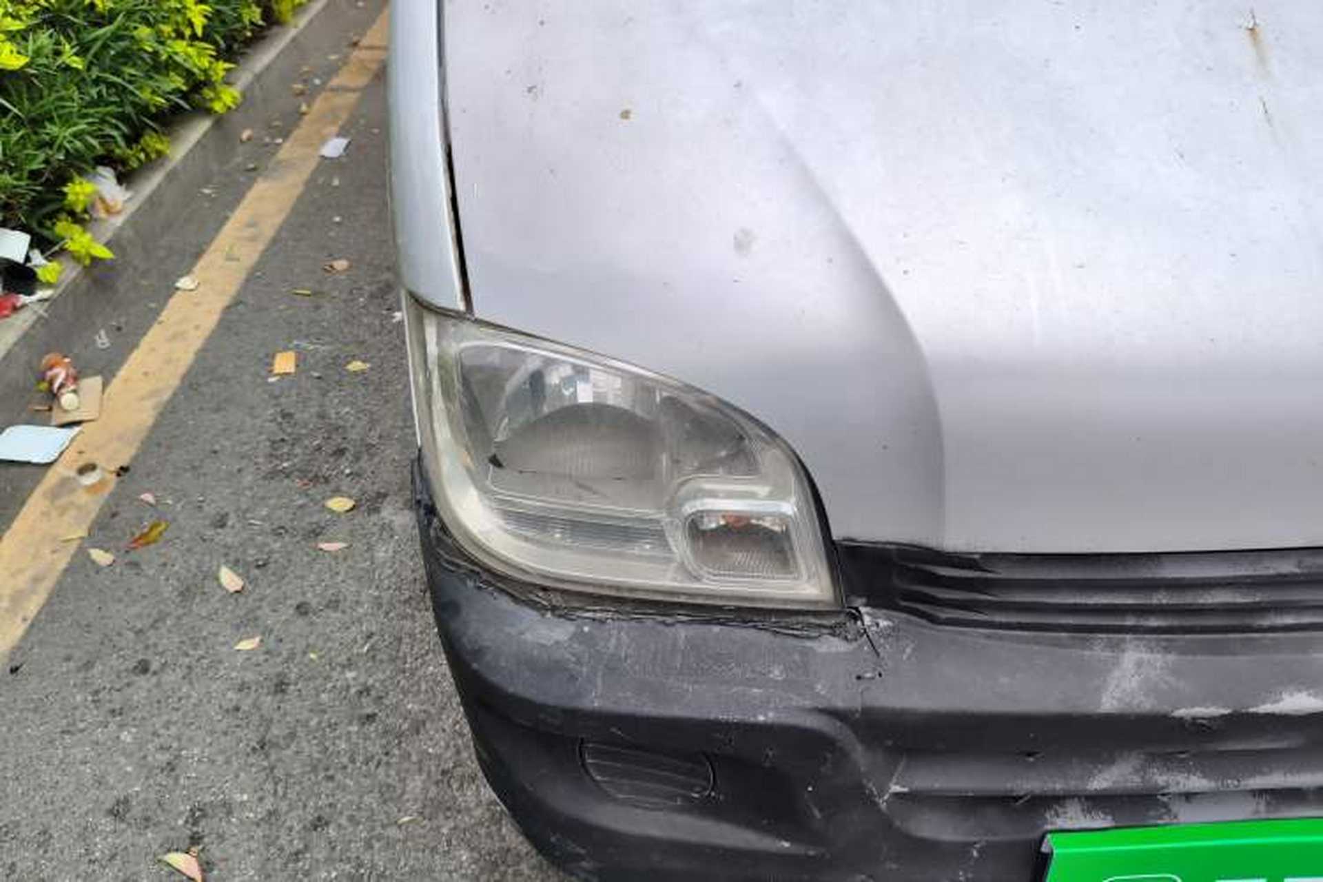Used Wuling Zhiguang 2019 1.2L Van Utility Model 5-Seater Right Front Headlight