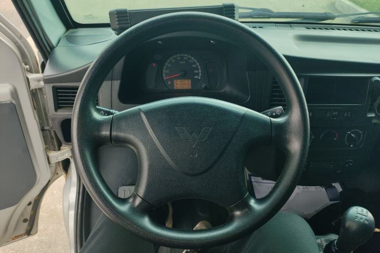 Used Wuling Zhiguang 2019 1.2L Van Utility Model 2 Seats Steering Wheel