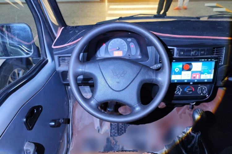 Used Wuling Zhiguang 2019 1.2L Van Utility Model 5-Seater Steering Wheel
