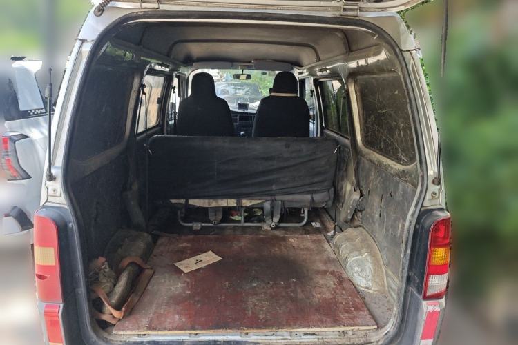 Used Wuling Zhiguang 2019 1.2L Van Utility Model 5-Seater Trunk