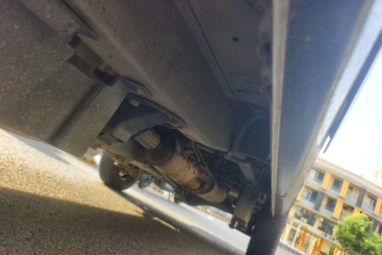 Used Wuling Zhiguang 2020 1.2L Practical Model China VI LSI Chassis Front Left