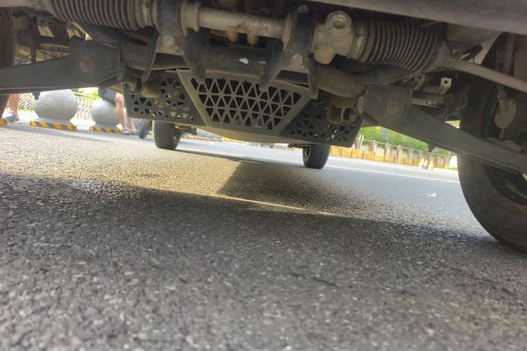 Used Wuling Zhiguang 2020 1.2L Practical Model China VI LSI Chassis Front