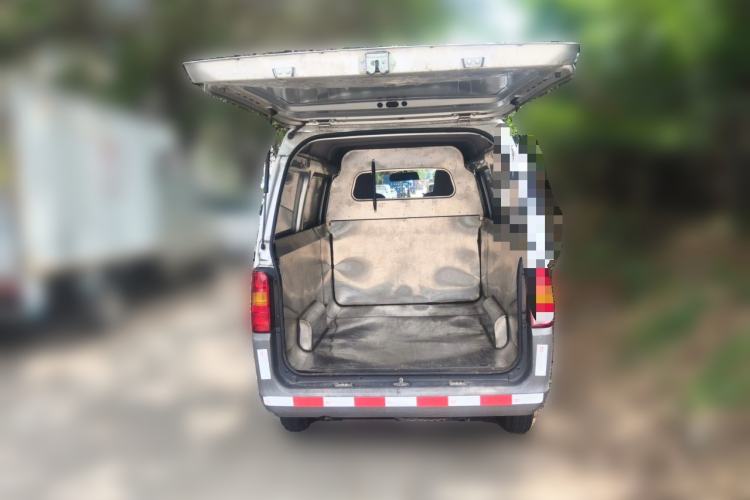 Used Wuling Zhiguang 2020 1.2L Van Utility Model China VI Emission Standard 2 Seats LSI Trunk