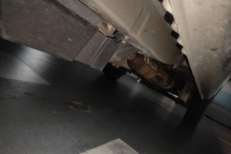 Used Wuling Zhiguang 2020 1.2L Practical Model China VI LSI Chassis Front Left