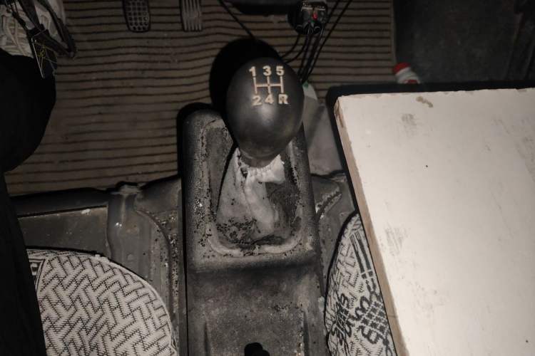 Used Wuling Zhiguang 2020 1.2L Practical Model China VI LSI Gear Lever