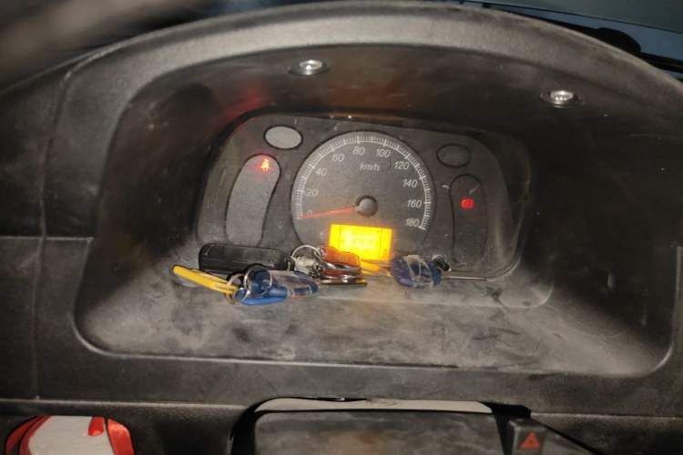 Used Wuling Zhiguang 2020 1.2L Practical Model China VI LSI Instrument Cluster