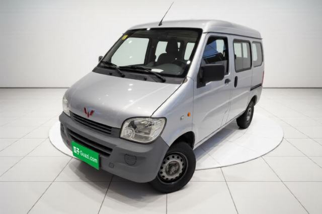 Ojetý Wuling Zhiguang 2020 1.2L Practical Model China VI LSI