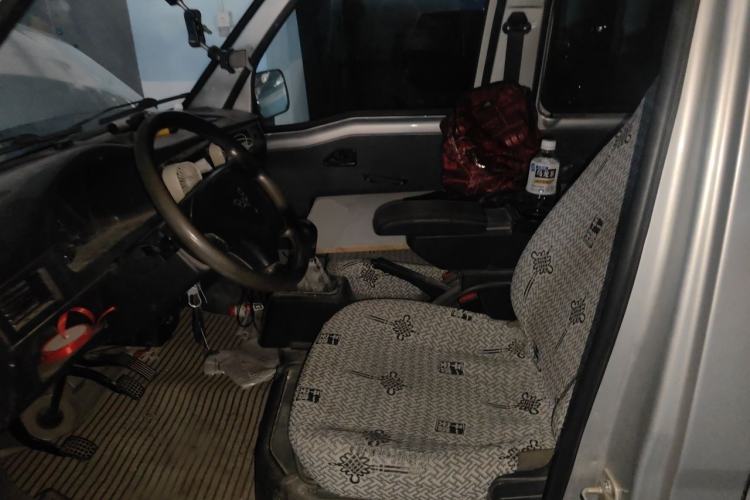 Used Wuling Zhiguang 2020 1.2L Practical Model China VI LSI Left Front Seat