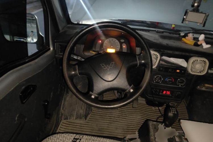 Used Wuling Zhiguang 2020 1.2L Practical Model China VI LSI Steering Wheel