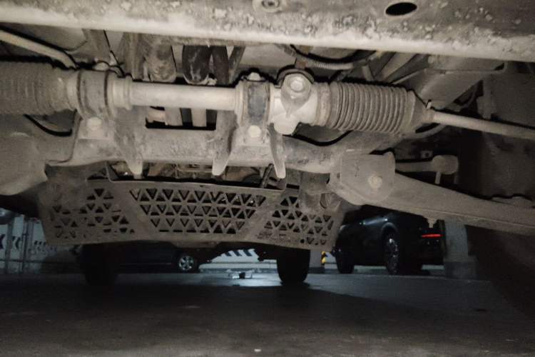 Used Wuling Zhiguang 2020 1.2L Practical Model China VI LSI Chassis Front