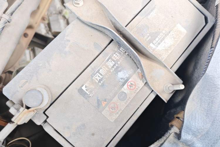 Used Wuling Zhiguang 2020 1.2L Practical Model China VI LSI Engine Bay Left