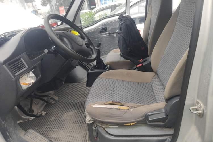 Used Wuling Zhiguang 2020 1.2L Practical Model China VI LSI Left Front Seat